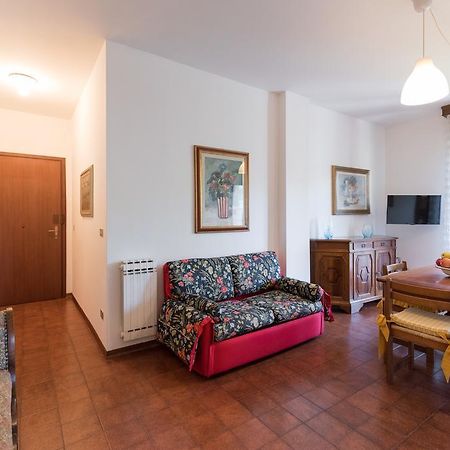 Comfort Beach House Marina di Massa Εξωτερικό φωτογραφία