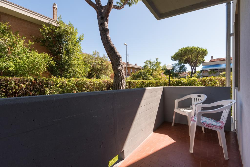 Comfort Beach House Marina di Massa Εξωτερικό φωτογραφία