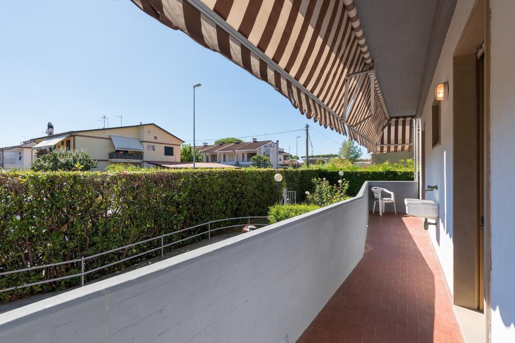 Comfort Beach House Marina di Massa Εξωτερικό φωτογραφία