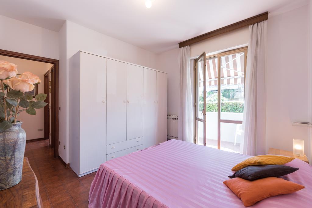 Comfort Beach House Marina di Massa Εξωτερικό φωτογραφία