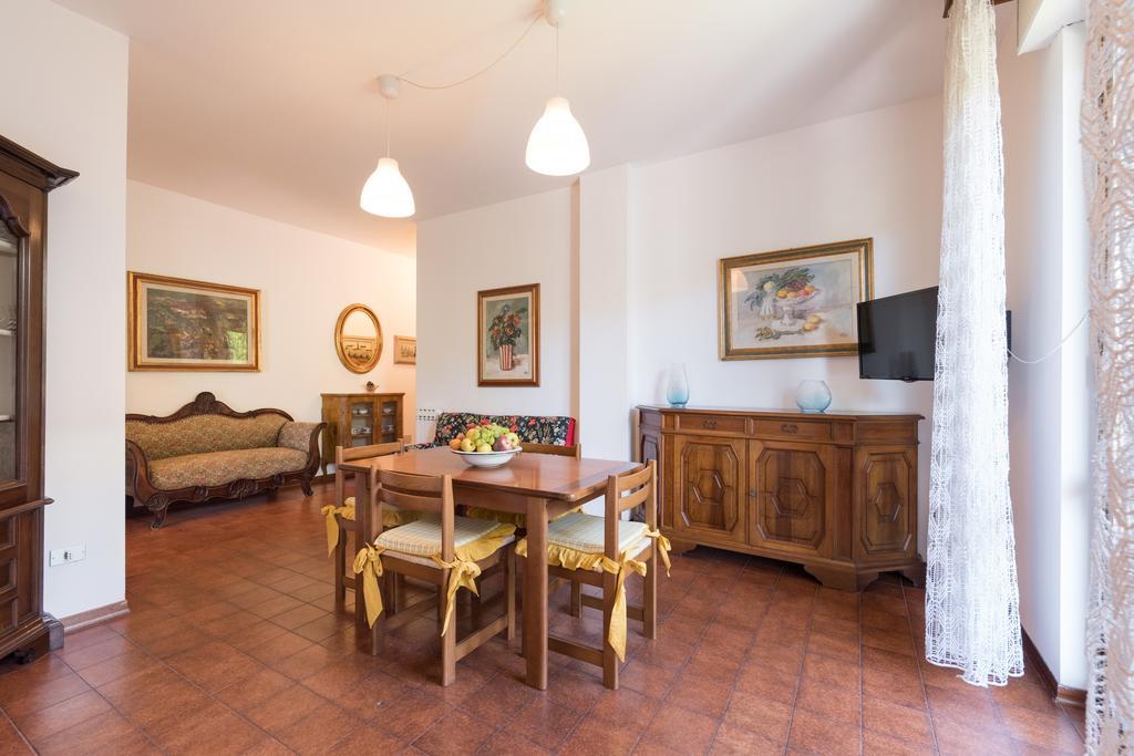 Comfort Beach House Marina di Massa Εξωτερικό φωτογραφία